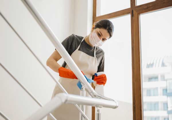 Cómo limpiar escaleras en minutos