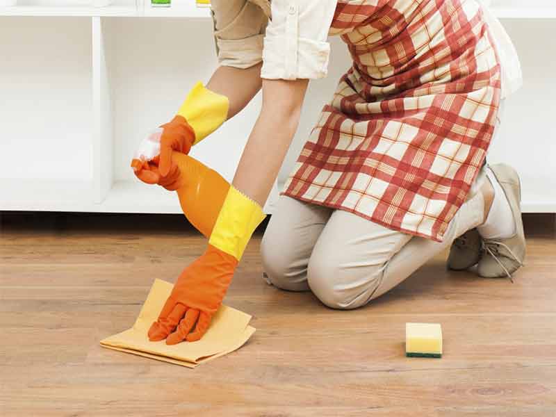 limpiar suelos laminados profundamente