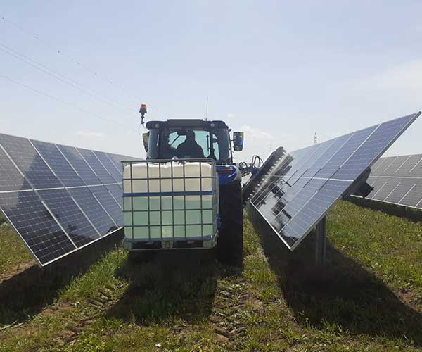 hacer una limpieza efectiva de los paneles solares